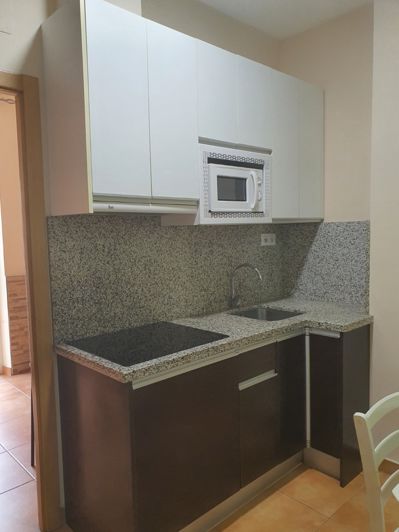 Image No.34-16 Bed Property for sale