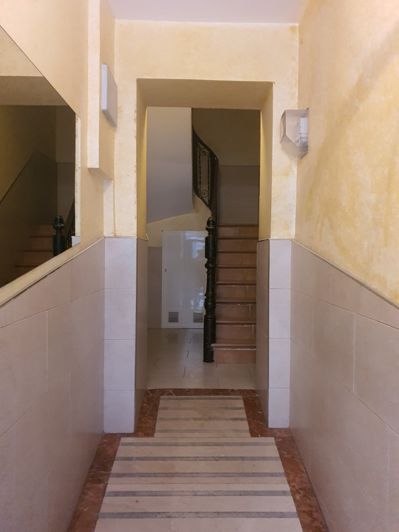 Image No.4-16 Bed Property for sale
