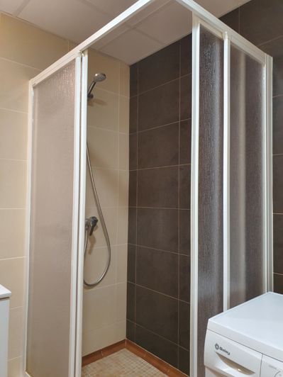 Image No.41-16 Bed Property for sale