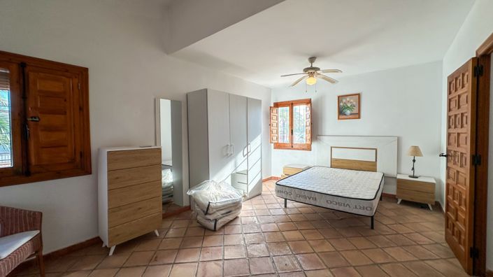 Image No.25-4 Bed Villa for sale