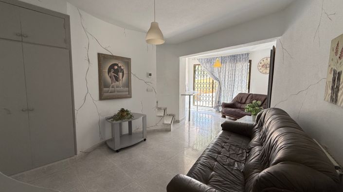 Image No.29-6 Bed Villa for sale