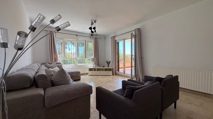 Image No.8-4 Bed Villa for sale