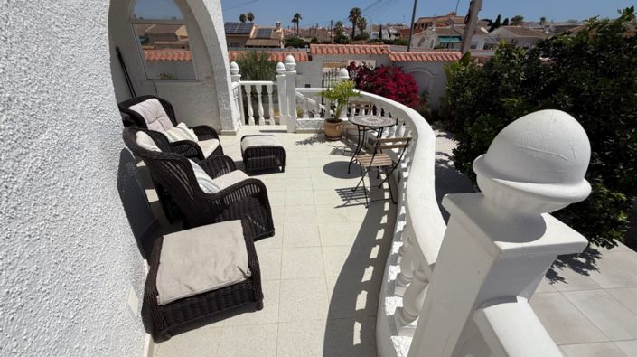 Image No.34-3 Bed Villa for sale