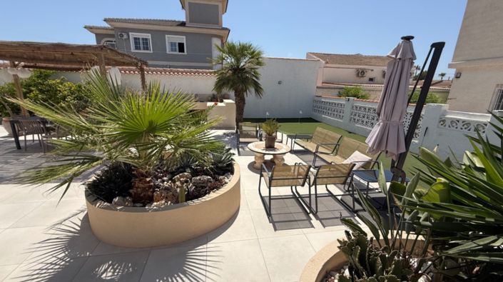 Image No.48-3 Bed Villa for sale