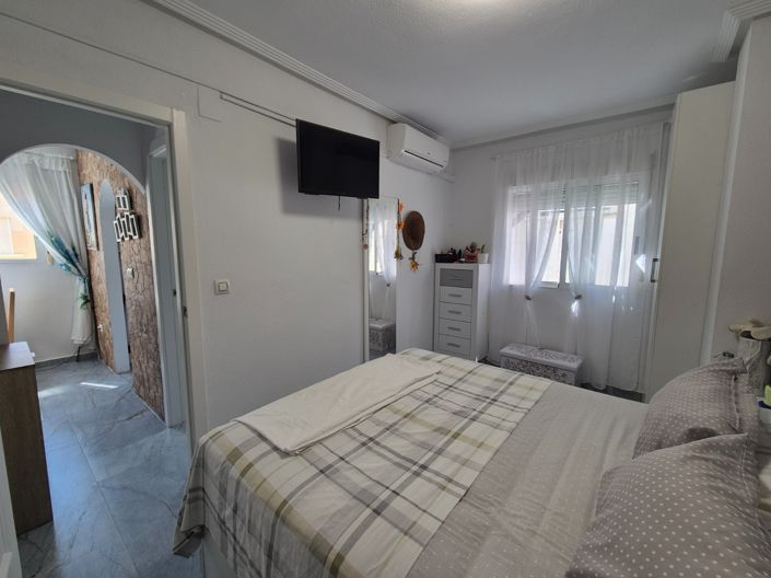 Image No.11-2 Bed Bungalow for sale