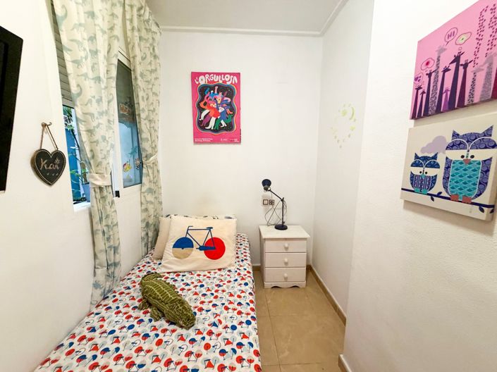 Image No.26-3 Bed Property for sale