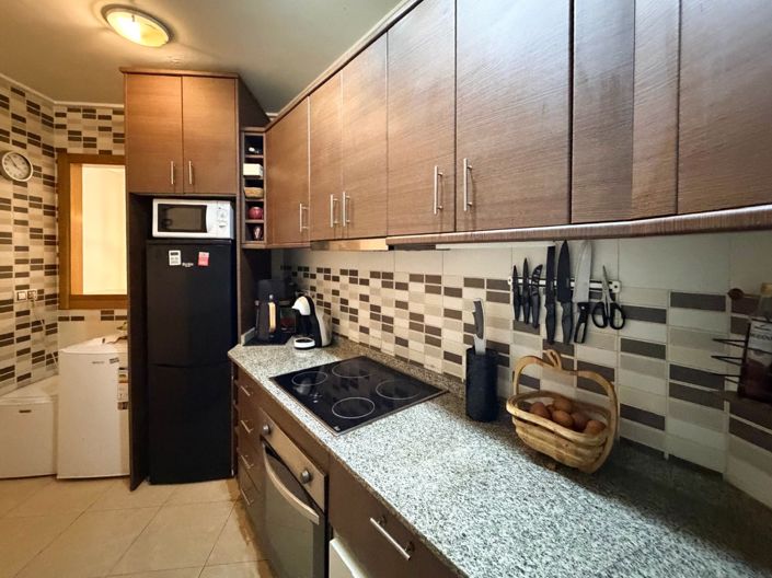 Image No.3-3 Bed Property for sale