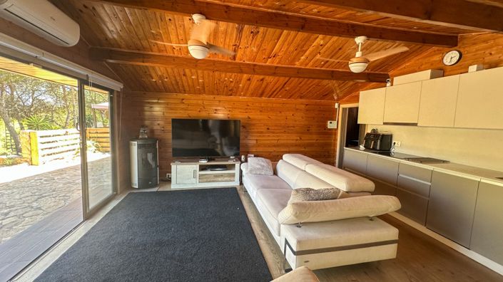 Image No.24-3 Bed Property for sale