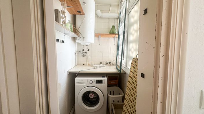 Image No.20-2 Bed Property for sale