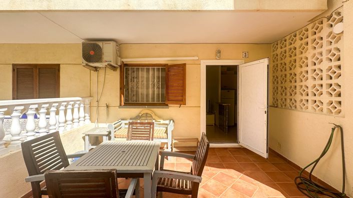 Image No.26-2 Bed Property for sale