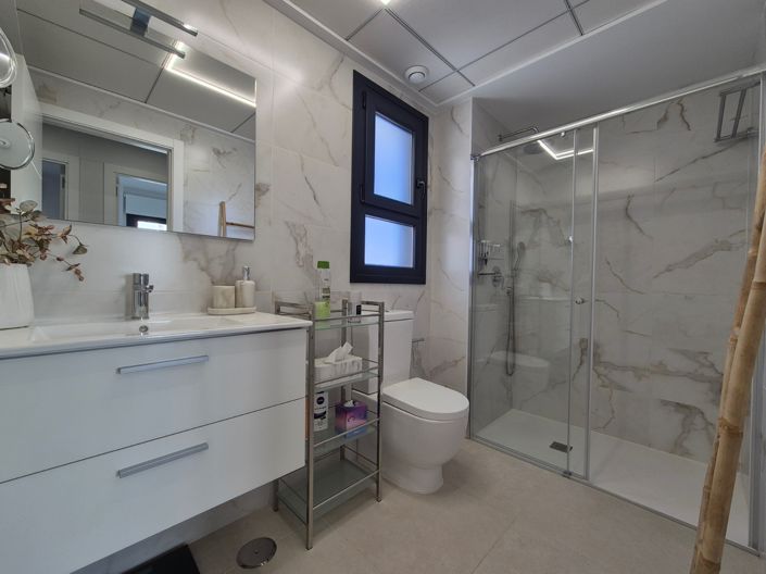 Image No.17-3 Bed Penthouse for sale