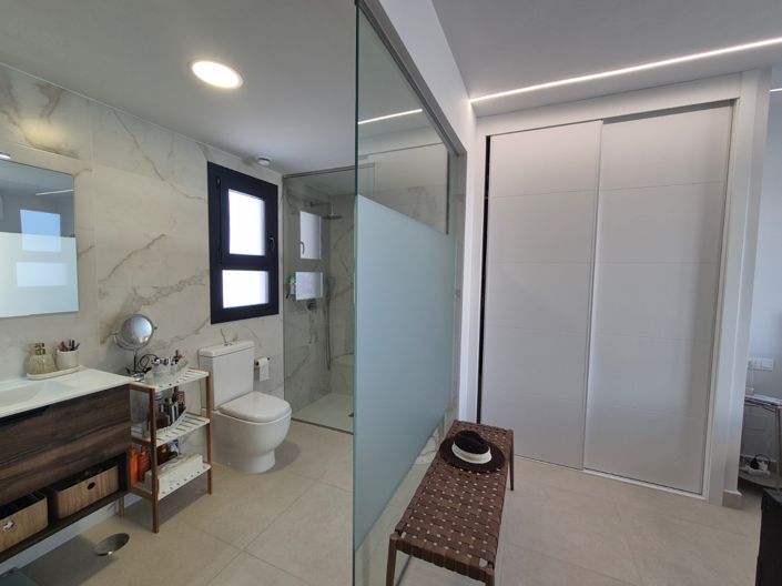 Image No.18-3 Bed Penthouse for sale