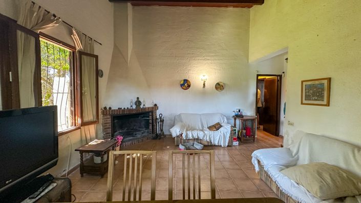 Image No.25-4 Bed Villa for sale