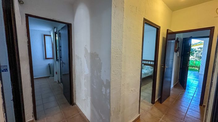 Image No.40-4 Bed Villa for sale