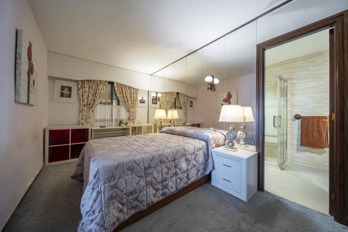 Image No.15-3 Bed Apartment for sale