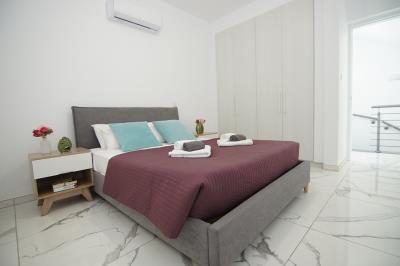 thumbnail_PHOTO-2025-10-13-16-47-02--5-