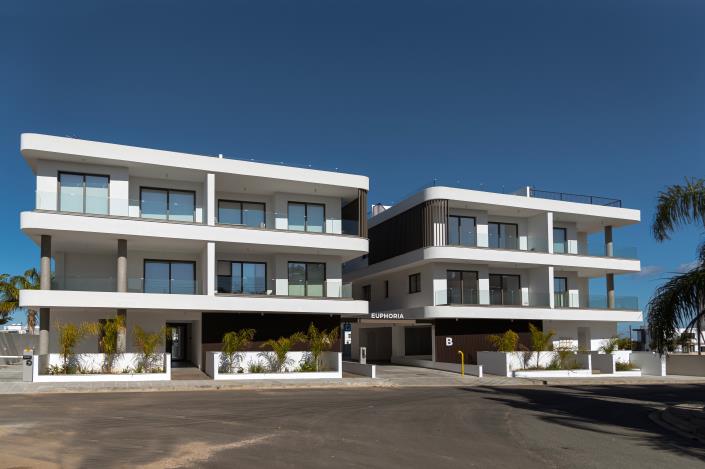 Image No.2-2 Bed Apartment for sale