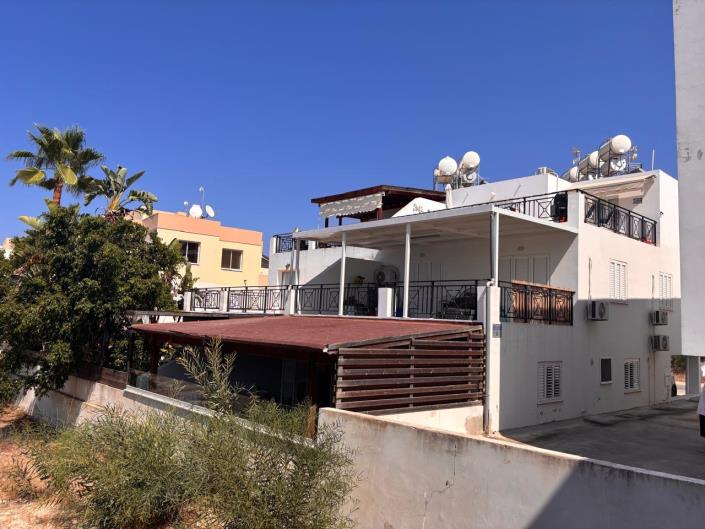 Image No.20-2 Bed Apartment for sale