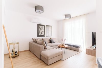 e2a57b37-ee4a-4183-b026-9959679298a4