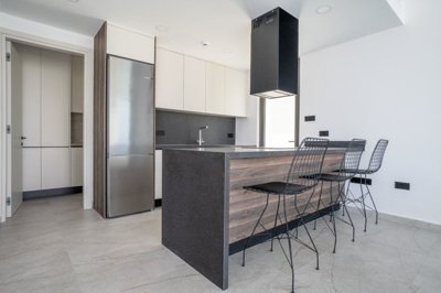 ab4d67ee-2940-45fc-874b-2c272febb377