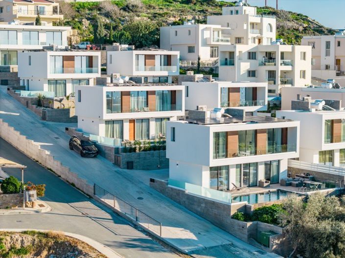 Image No.5-3 Bed Villa for sale