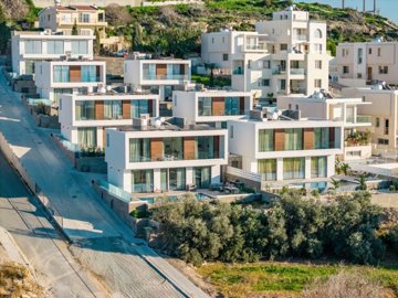 d65886a5-56c0-4942-ad73-06edd7d92259