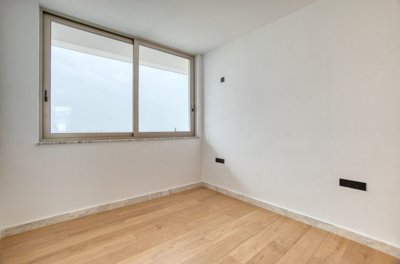 b7e8382b-6fa5-4613-819d-4463d1e69c45