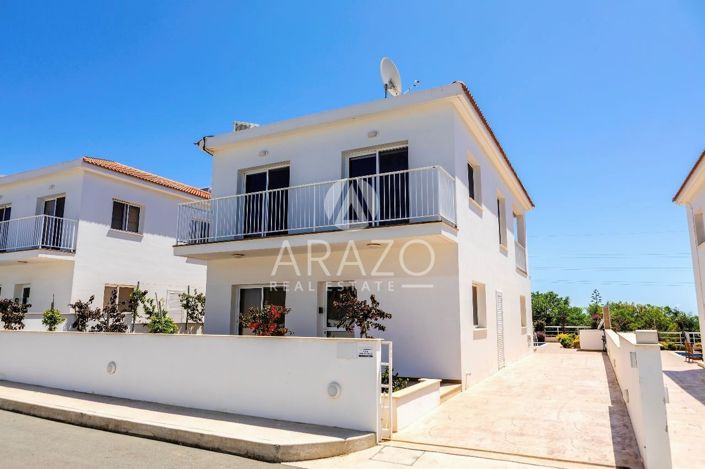 Image No.14-3 Bed Property for sale