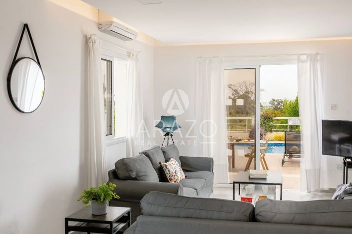 Image No.5-3 Bed Property for sale