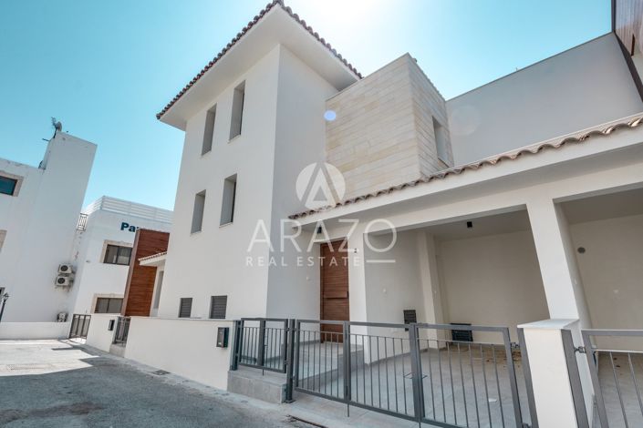 Image No.2-3 Bed Property for sale