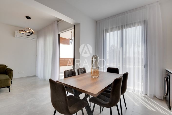 Image No.8-3 Bed Property for sale