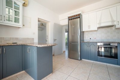 3dc6230f-e53c-4f91-921f-2659495fabe5