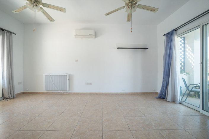 Image No.7-Villa de 3 chambres à vendre à Kissonerga