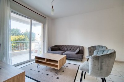 8efa11a7-e80a-4daf-bd9f-8e67fcbbd3f0