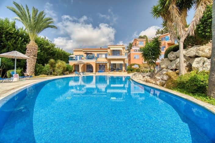 Image No.3-2 Bed House for sale