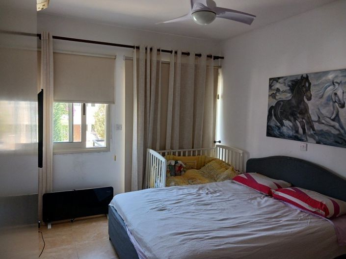 Image No.5-2 Bed House for sale