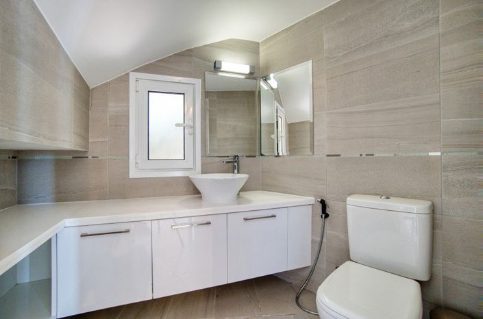 Image No.8-3 Bed Villa for sale