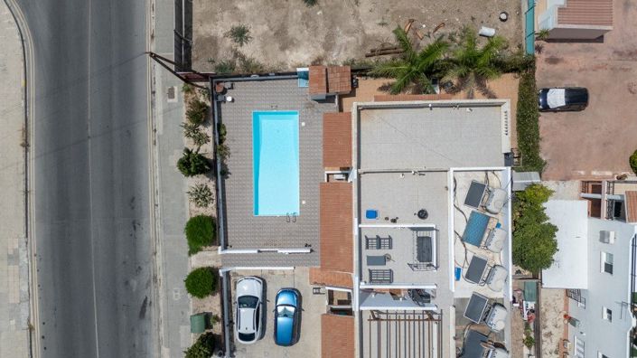 Image No.2-2 Bed House for sale