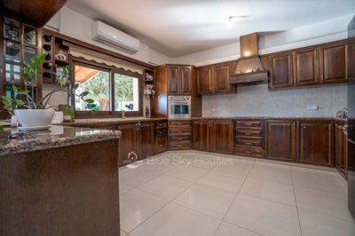 375a4b41-ba80-4794-8ced-06f5bd28116e