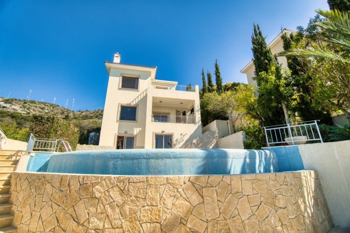 Image No.5-5 Bed Villa for sale