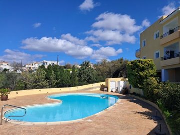 28329714-999e-41a9-8143-e321e812027d