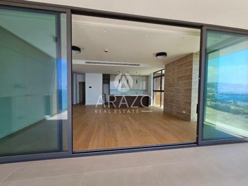 05ba7d16-2891-4f4c-85b2-c298513951f1