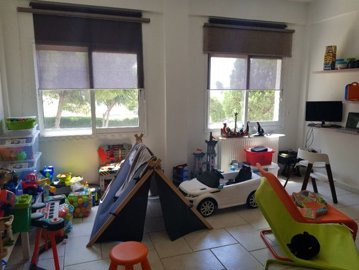 93506464-004e-4a59-b2fc-36d6f9dff1b8