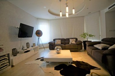 3e41ea5c-8a08-4b87-a1cf-a272279983d5