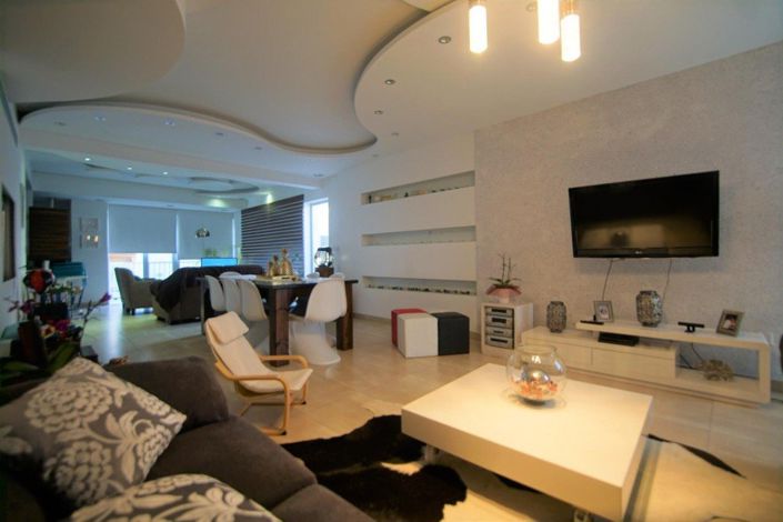 Image No.6-6 Bed Villa for sale