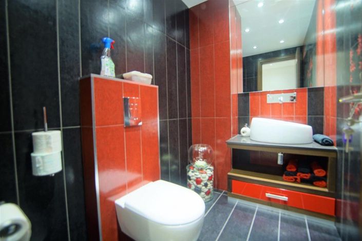 Image No.8-6 Bed Villa for sale