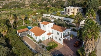 dfcf18e7-a0cb-48ab-9854-89f7af50a7c4