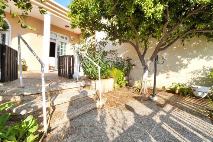 Image No.2-3 Bed Bungalow for sale