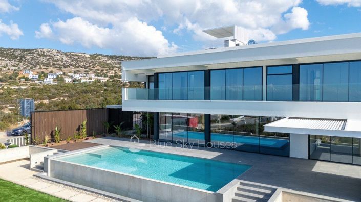 Image No.2-Villa de 4 chambres à vendre à Paphos