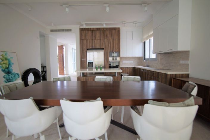 Image No.8-5 Bed Villa for sale